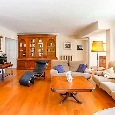 Casa vacanze Romady